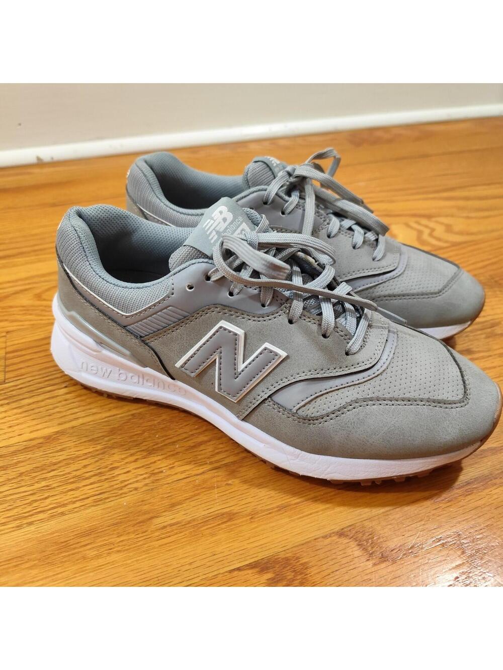 New Balance 997G Grey and White NBG997GR Size 8.5 Lace Up